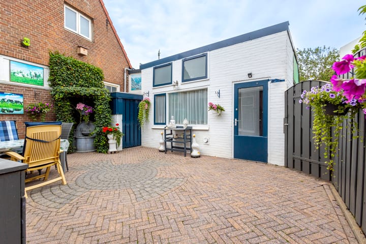 Photo 39 of Lozestoep 16