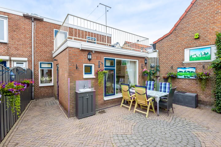 Photo 40 of Lozestoep 16