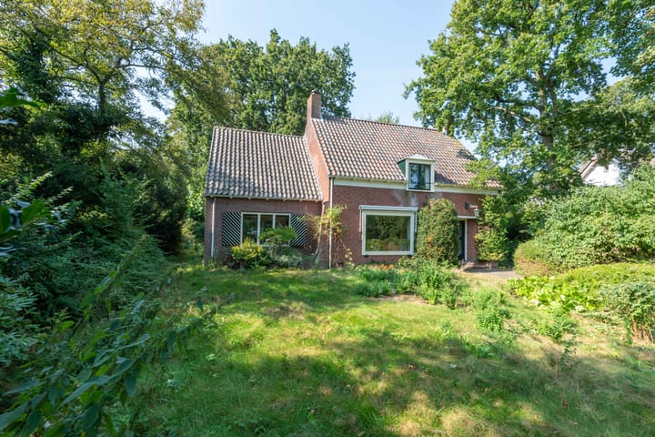 Foto 1 van Kennemerstraatweg 15