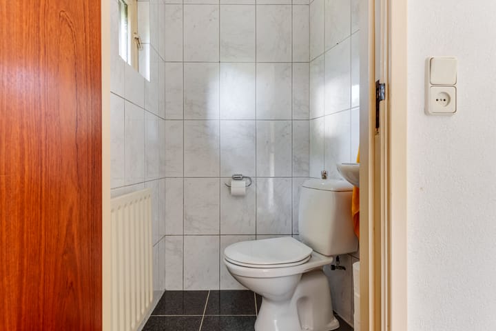 Foto 23 van Kennemerstraatweg 15