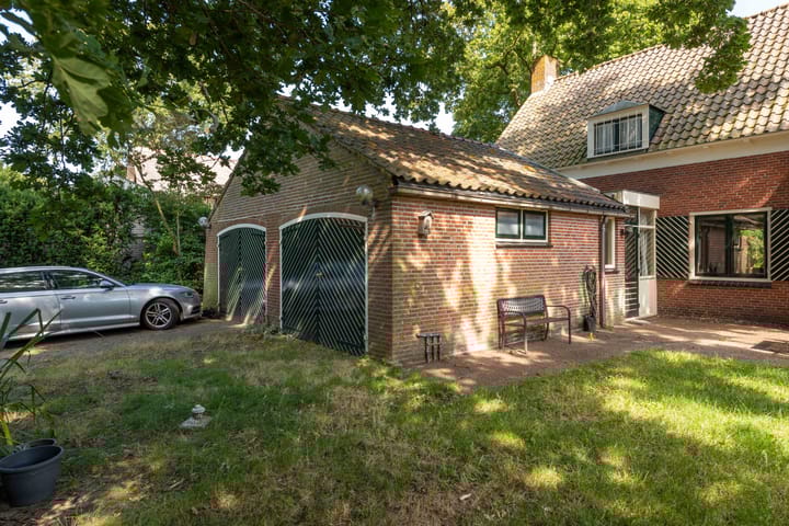 Foto 45 van Kennemerstraatweg 15