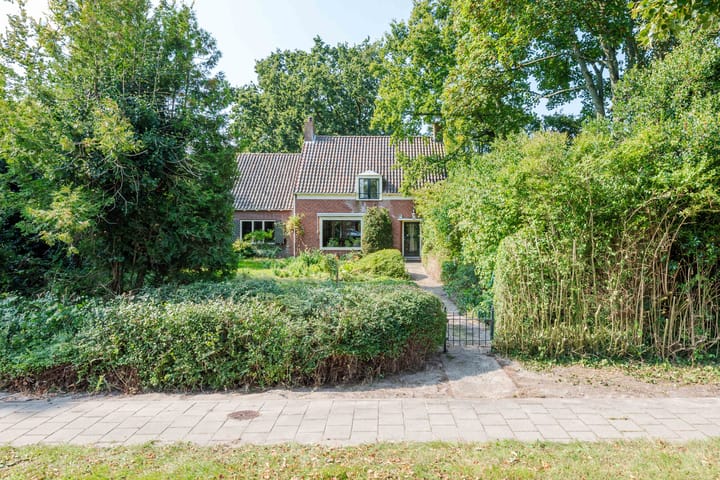 Foto 60 van Kennemerstraatweg 15