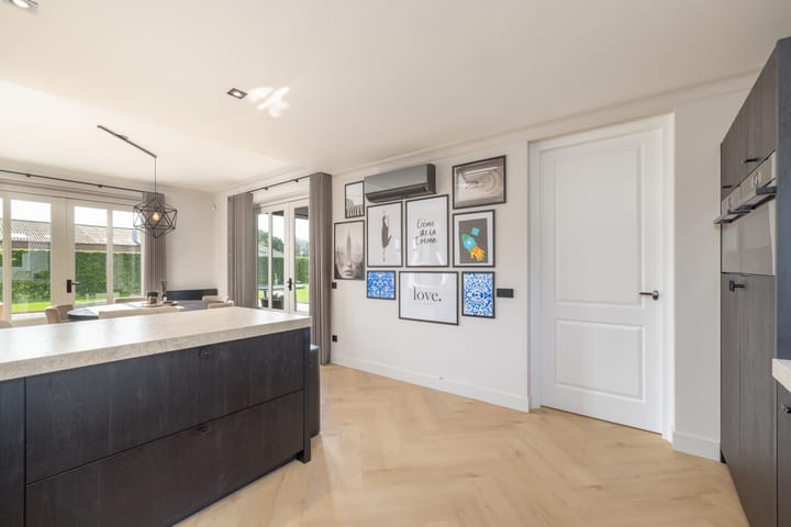 Photo 11 of Provincialeweg 70