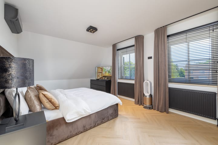 Photo 25 of Provincialeweg 70