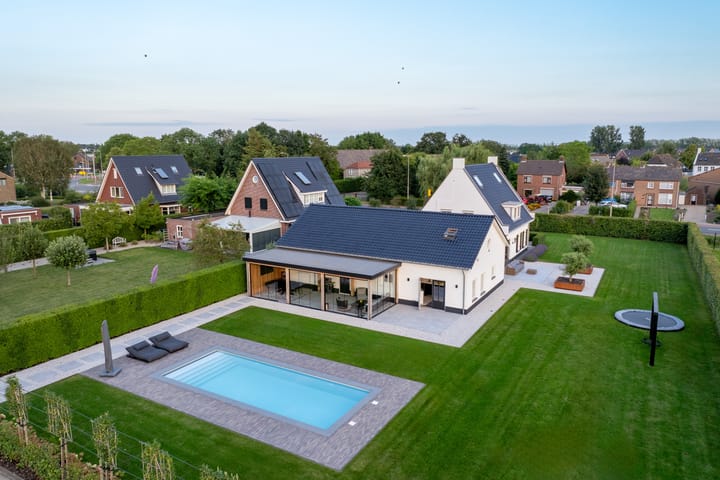 Photo 79 of Provincialeweg 70