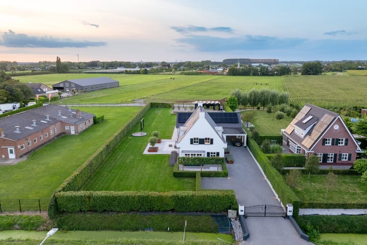 Photo 96 of Provincialeweg 70