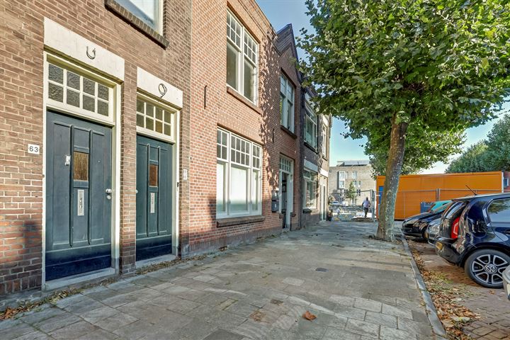 Bekijk foto 2 van Van Dishoeckstraat 67-A