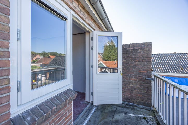 View photo 16 of Beatrixstraat 7