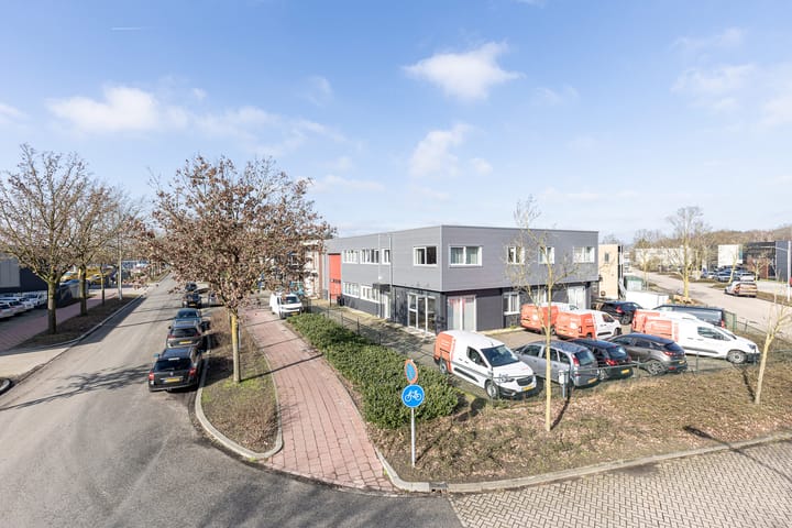 de Maas 25