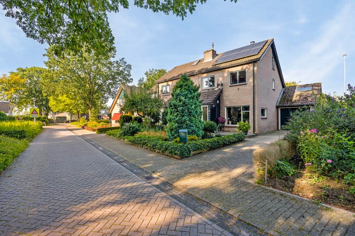 Photo 3 of Kerklaan 12