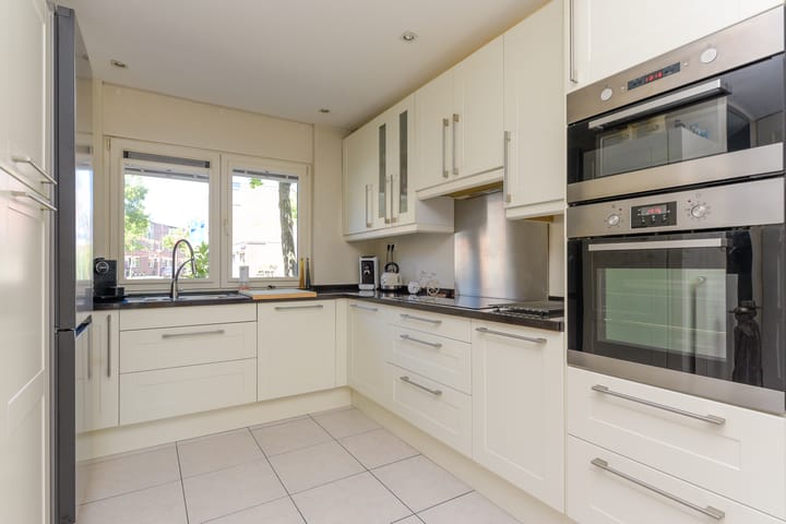 Foto 3 van Dr. J. Presserstraat 255