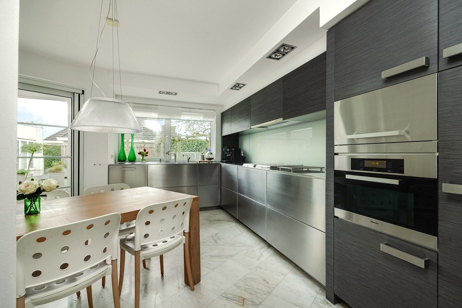 Foto 30 van Meester Bierkuslaan 20