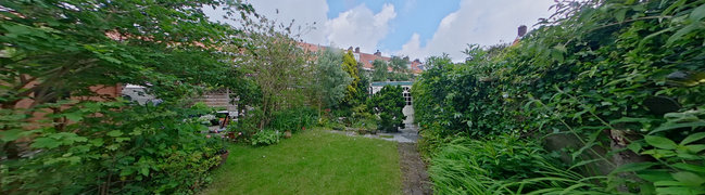 Bekijk 360° foto van Achtertuin van Buitenrustlaan 10