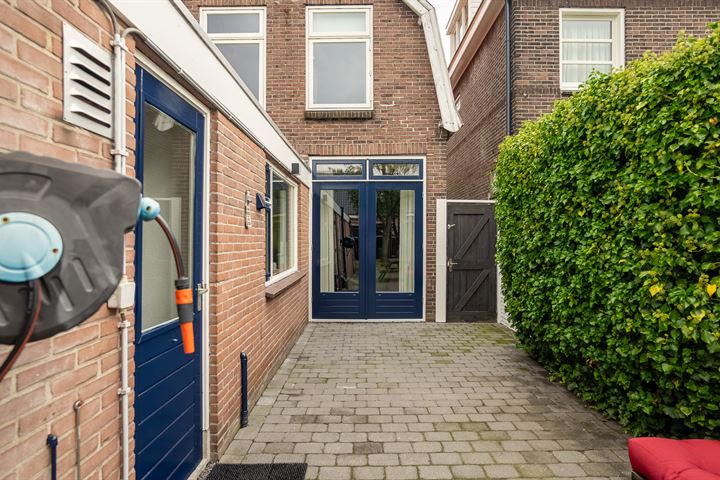 View photo 34 of Rozenstraat 15