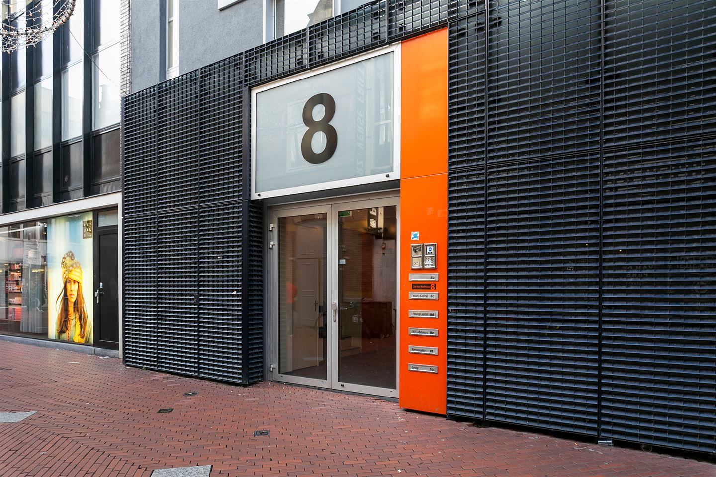 View photo 2 of Jan van Hooffstraat 8-A