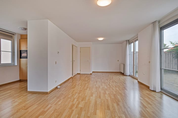 Foto 8 van Wervelstraat 12