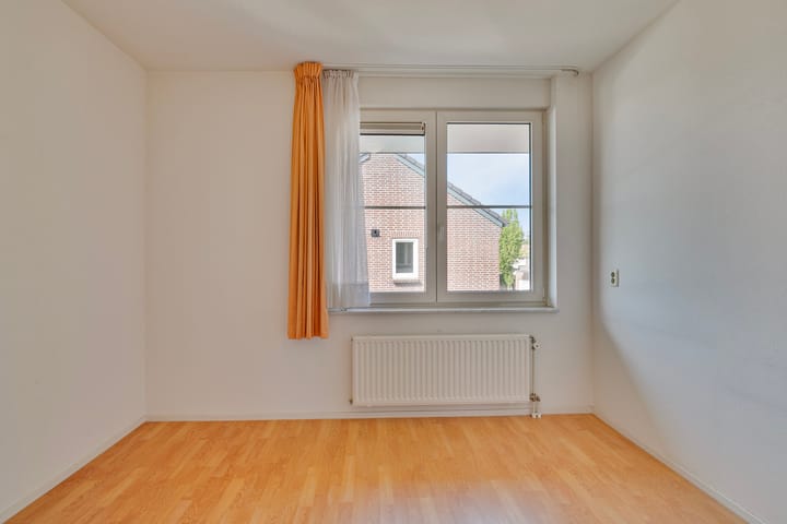 Foto 20 van Wervelstraat 12