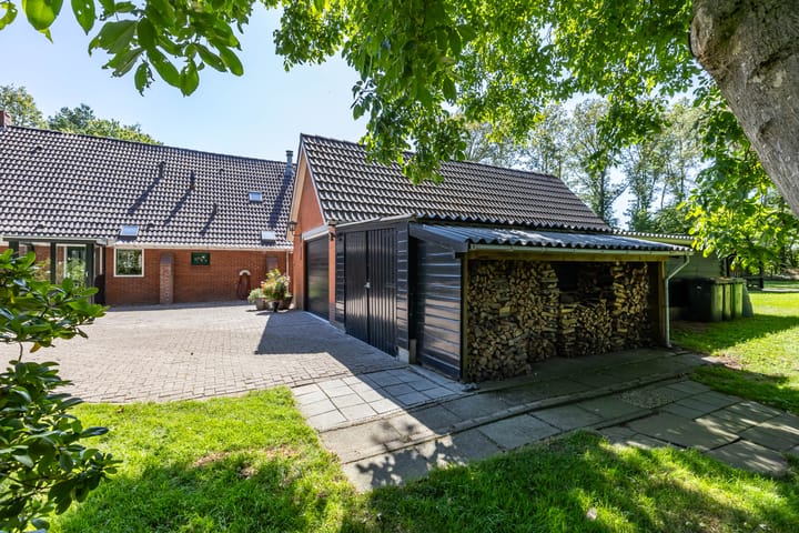 Foto 11 van Taarloseweg 2-A