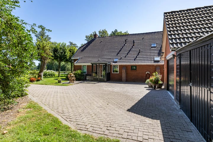 Foto 12 van Taarloseweg 2-A