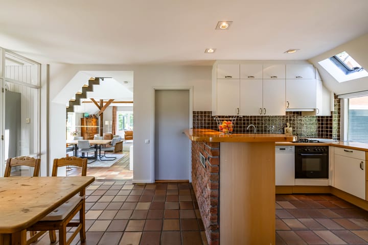 Foto 23 van Taarloseweg 2-A