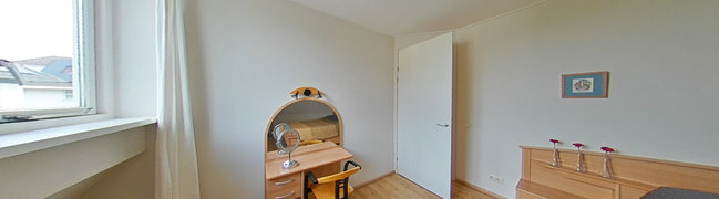 View 360° photo of Slaapkamer of Willem Lodewijklaan 21