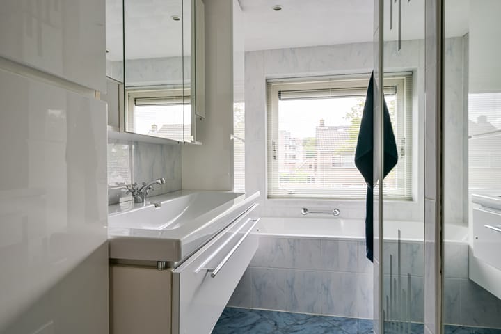 Foto 32 van Bickerstraat 29