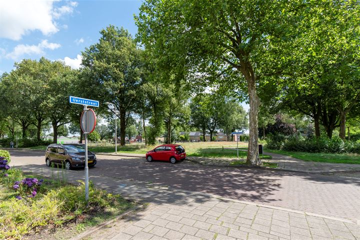 Bekijk foto 40 van Gerststraat 6