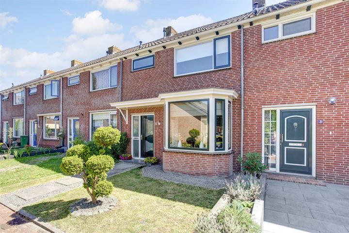 View photo 32 of Hoekstraat 5