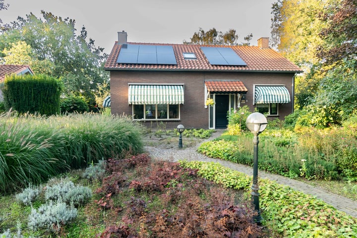 Foto 4 van Erikaweg 6