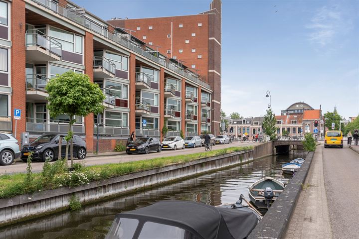 Bekijk foto 1 van Ruychaverstraat 51