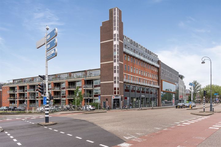 Bekijk foto 38 van Ruychaverstraat 51