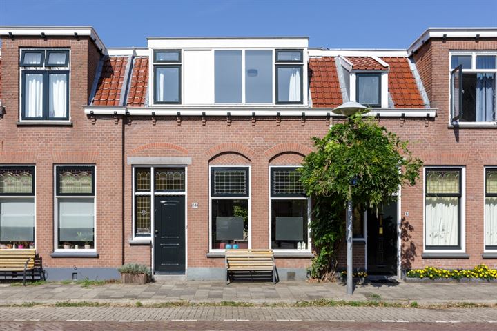 Bekijk foto van Menno van Coehoornstraat 14