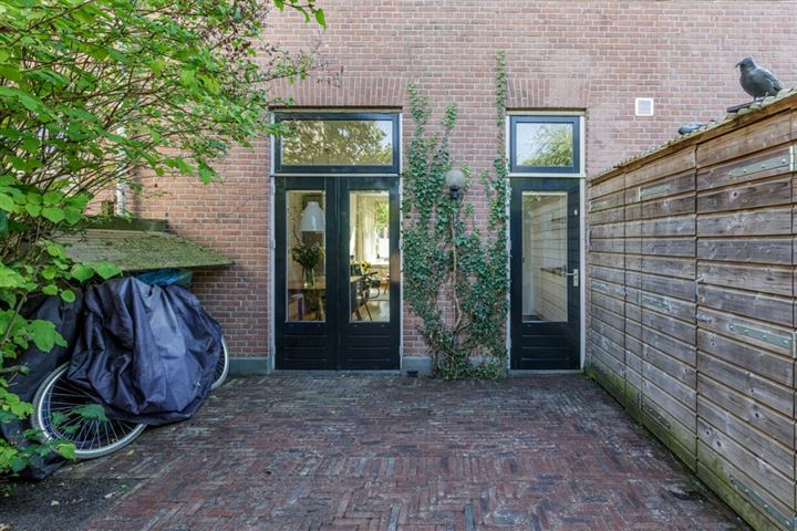 Bekijk foto 45 van Menno van Coehoornstraat 14