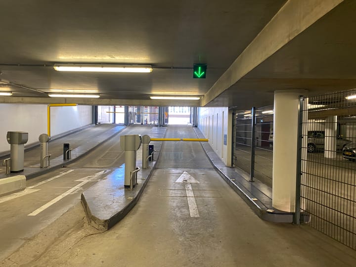 Photo 4 of Februariplein