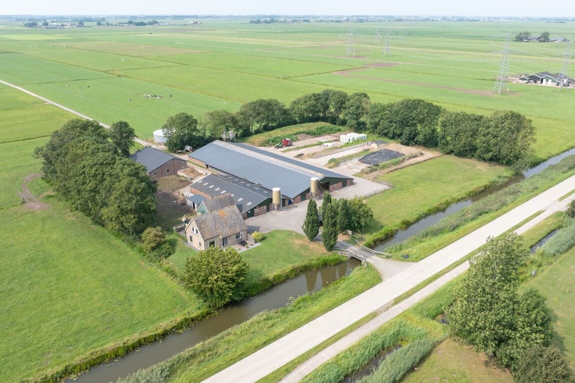 View photo 1 of Oude Wetering 107-A