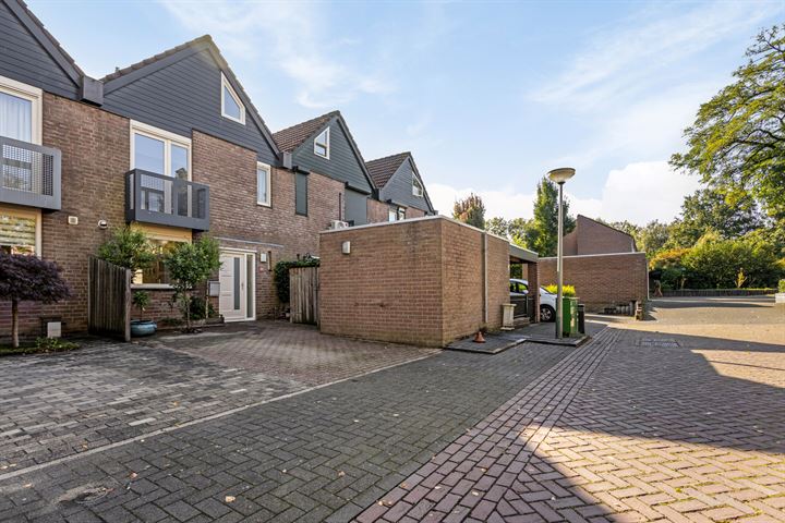 Bekijk foto 45 van Condorstraat 21