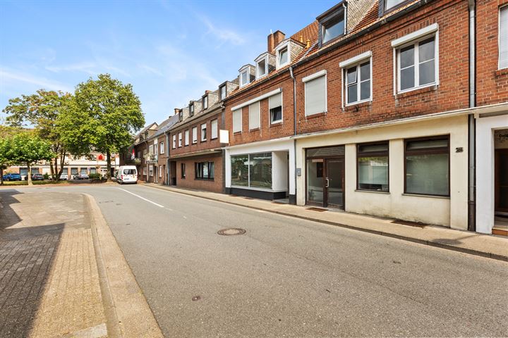 Bekijk foto 42 van Lohstraße 25