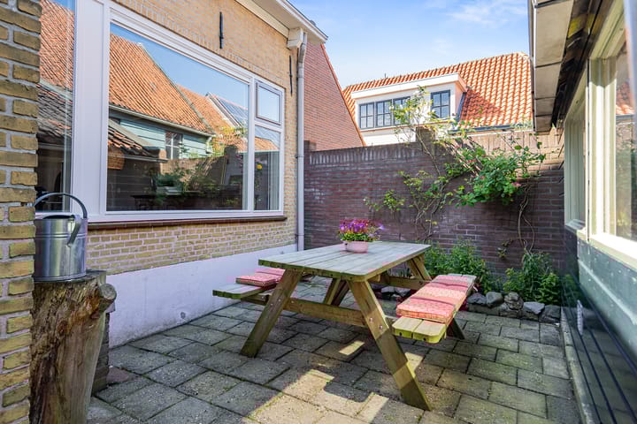 Foto 26 van Voorstraat 19