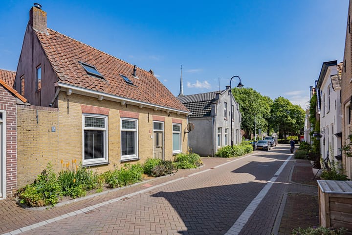 Foto 28 van Voorstraat 19