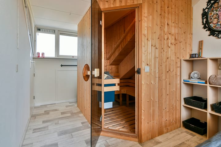 Foto 23 van C.J. Kieviethof 15