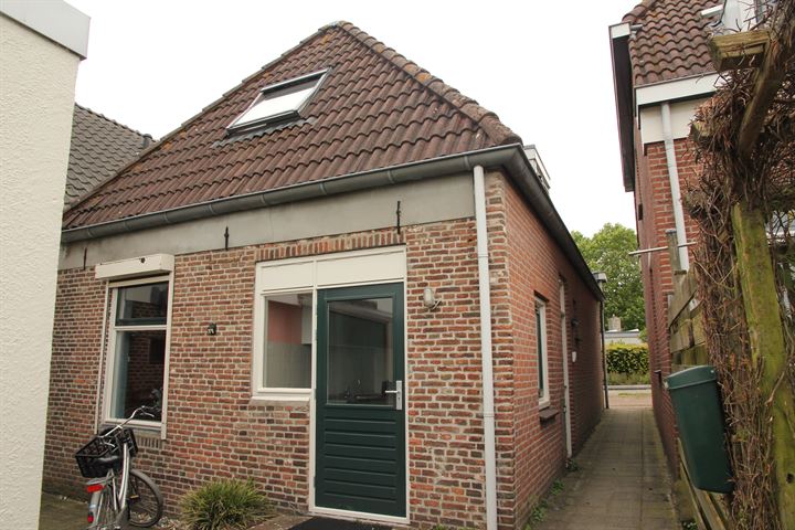 View photo 14 of Nieuweweg 15