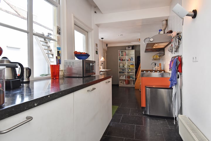 View photo 20 of Vlamingstraat 33-A