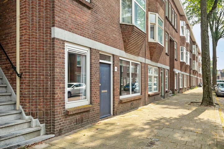 View photo 2 of Deimanstraat 336