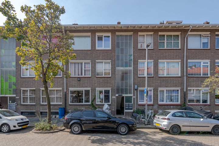 Bekijk foto 2 van Korhaanstraat 121-A