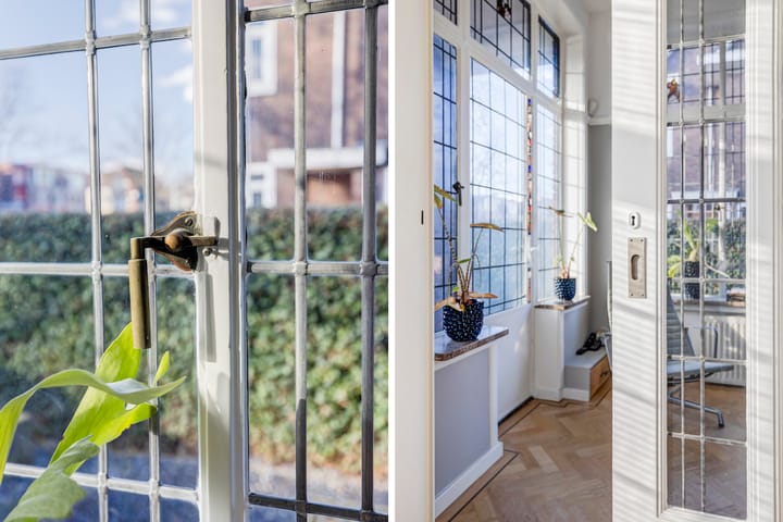 Foto 19 van Burgemeester Knappertlaan 138