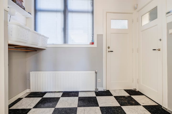 Foto 31 van Burgemeester Knappertlaan 138