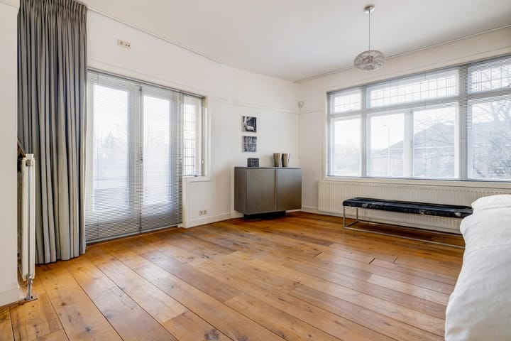 Foto 38 van Burgemeester Knappertlaan 138