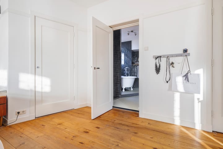 Foto 40 van Burgemeester Knappertlaan 138