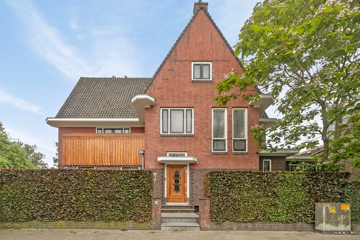 Foto 61 van Burgemeester Knappertlaan 138