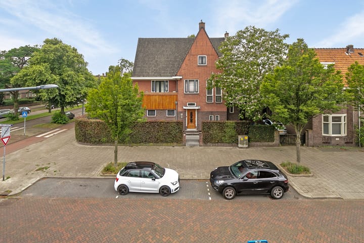 Foto 62 van Burgemeester Knappertlaan 138